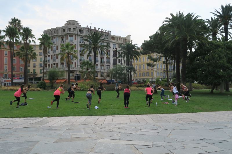 yoga in nice