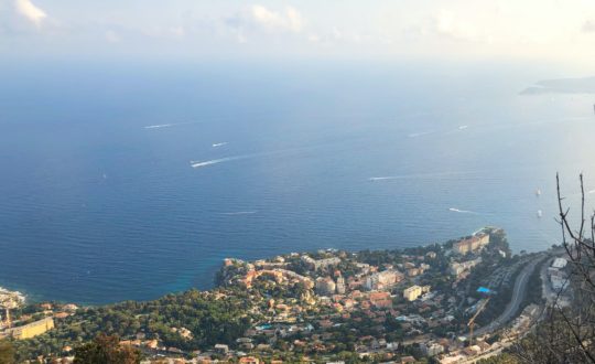 Roquebrune-sur-Argens , een van de<br>mooiste dorpen in Zuid Frankrijk